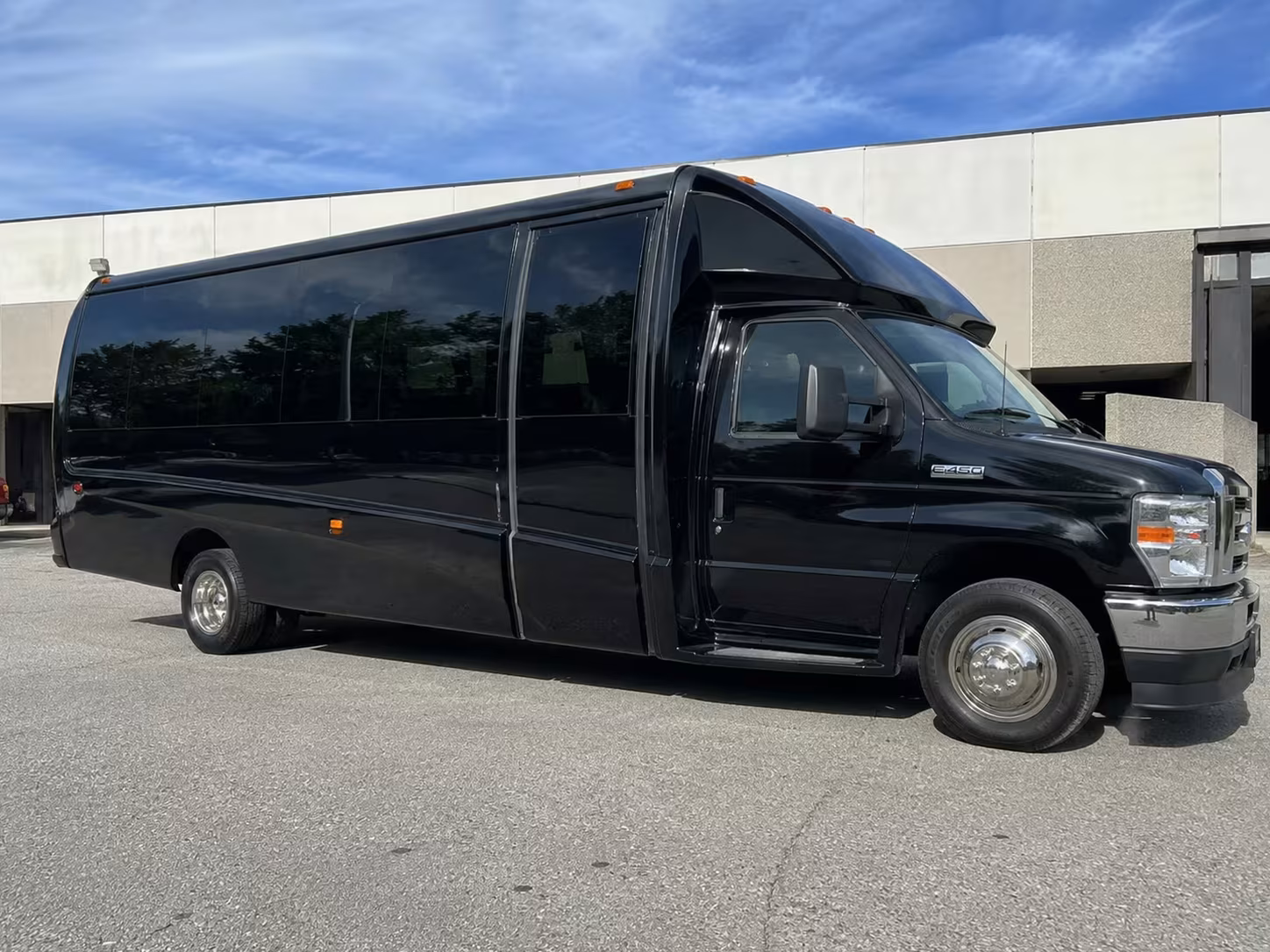 15 passenger minibus