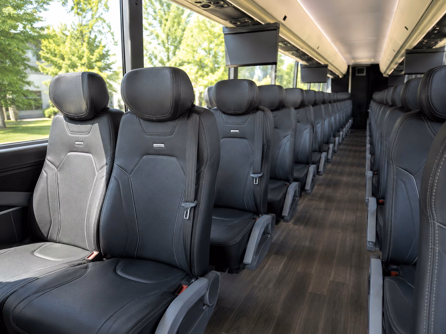 minibus and charter bus rentals in turlock for any guest count