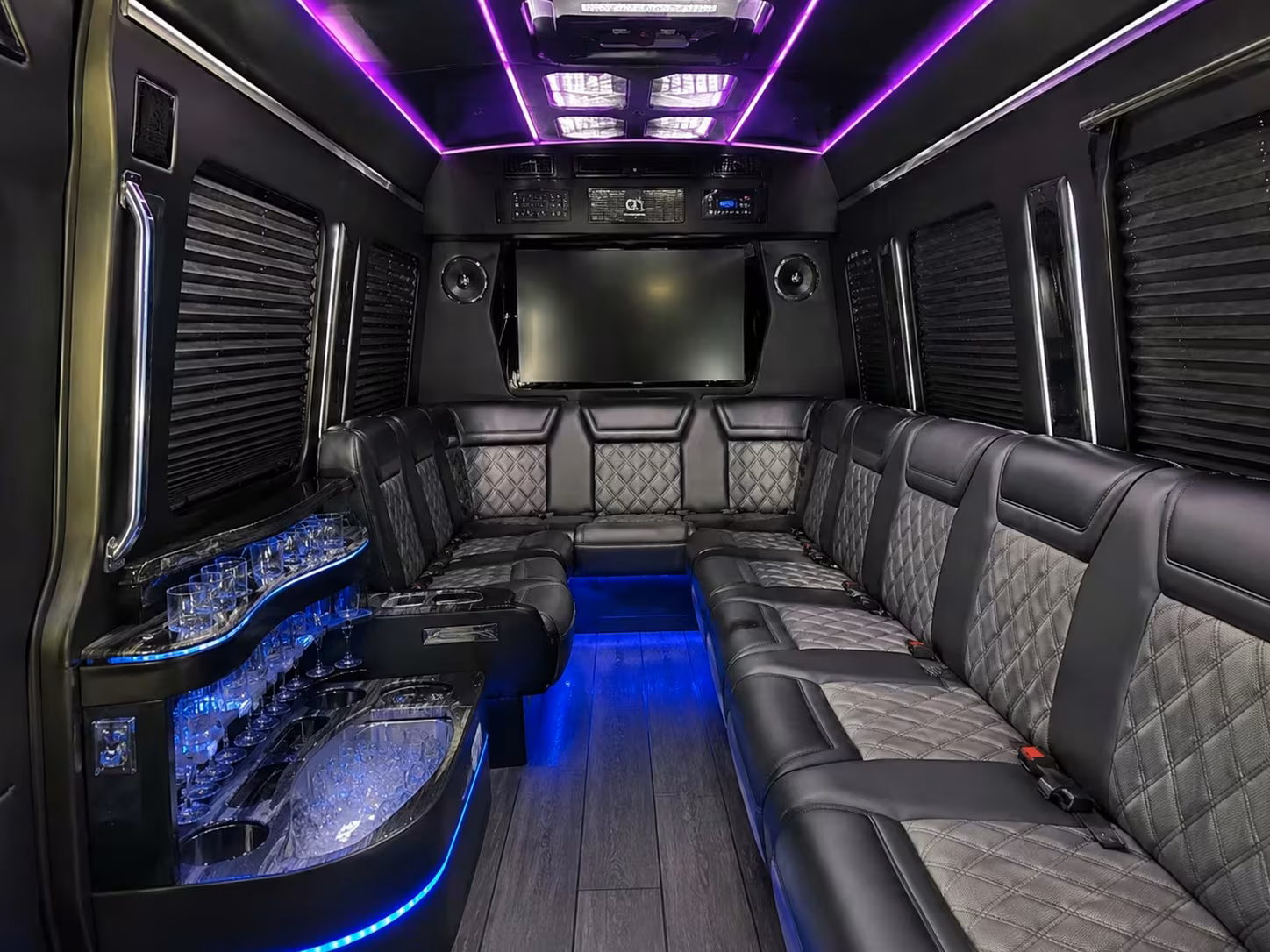 turlock airport shuttles for out of town wedding guests