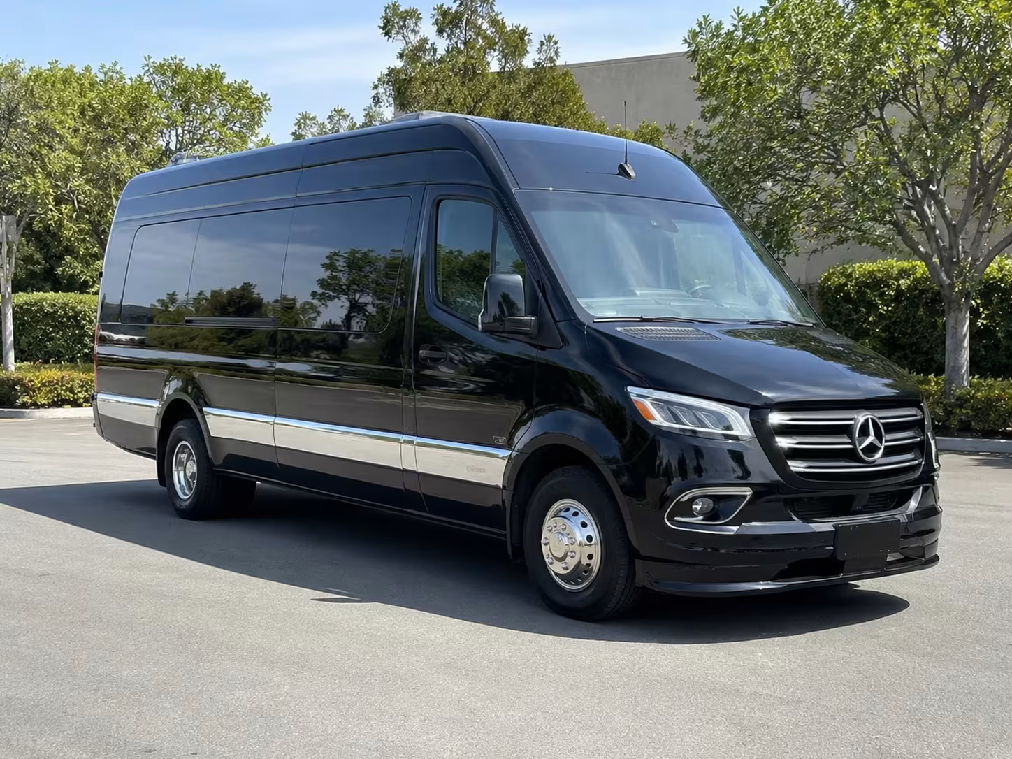 turlock sports team fan bus rentals
